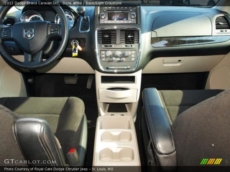 Stone White / Black/Light Graystone 2013 Dodge Grand Caravan SXT
