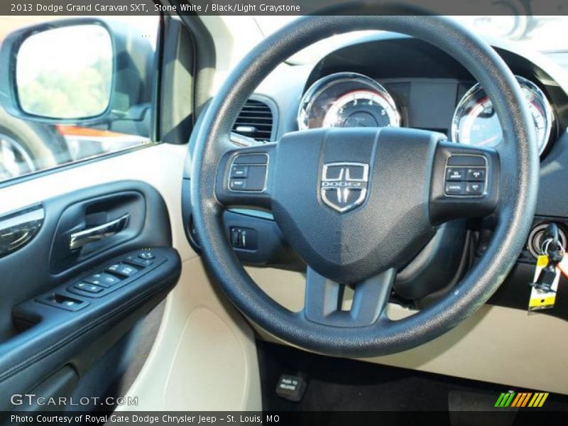 Stone White / Black/Light Graystone 2013 Dodge Grand Caravan SXT