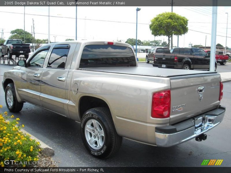 Light Almond Pearl Metallic / Khaki 2005 Dodge Dakota SLT Quad Cab
