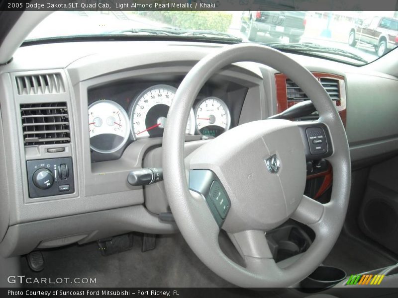 Light Almond Pearl Metallic / Khaki 2005 Dodge Dakota SLT Quad Cab