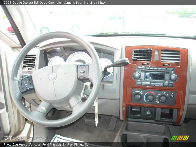 Light Almond Pearl Metallic / Khaki 2005 Dodge Dakota SLT Quad Cab