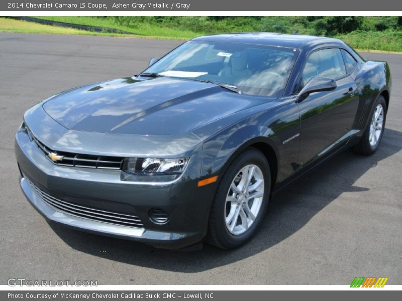 Front 3/4 View of 2014 Camaro LS Coupe