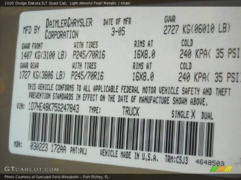 Light Almond Pearl Metallic / Khaki 2005 Dodge Dakota SLT Quad Cab