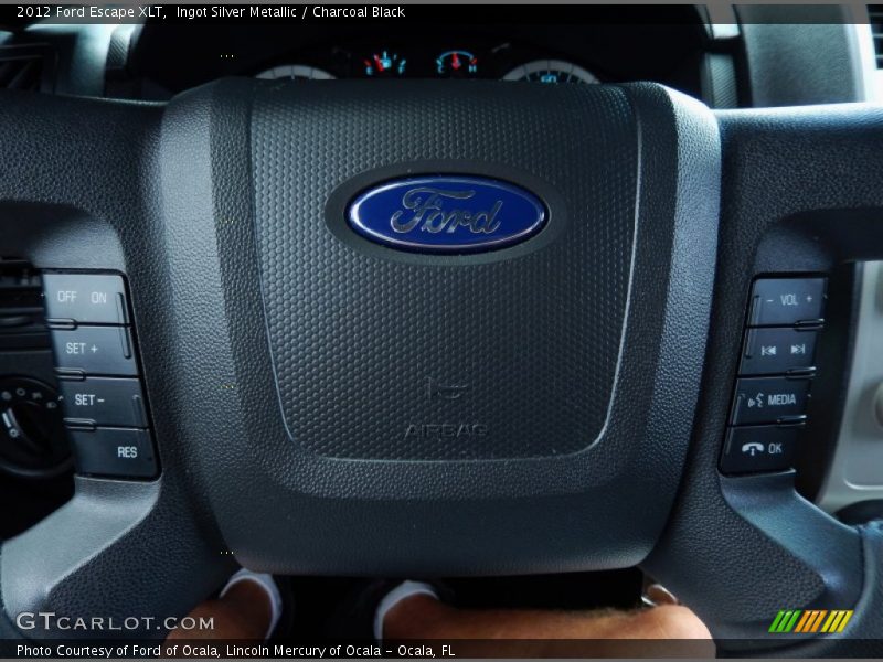 Ingot Silver Metallic / Charcoal Black 2012 Ford Escape XLT