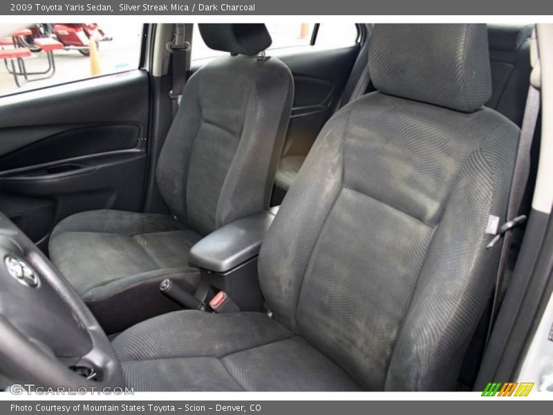 Silver Streak Mica / Dark Charcoal 2009 Toyota Yaris Sedan