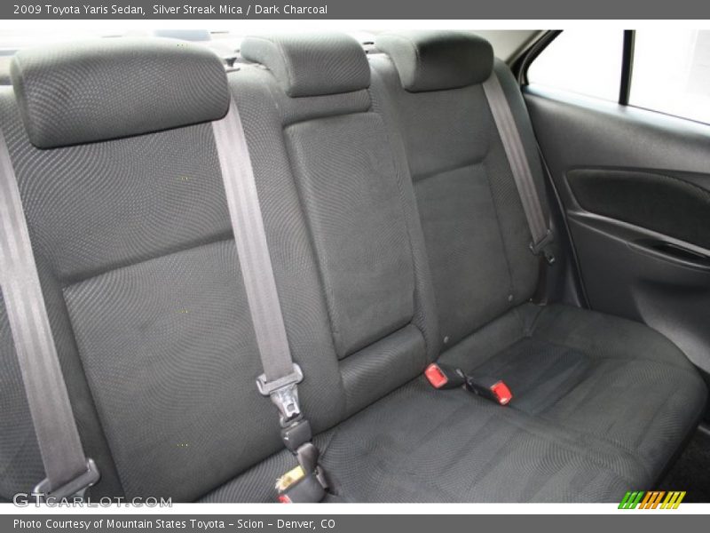 Silver Streak Mica / Dark Charcoal 2009 Toyota Yaris Sedan