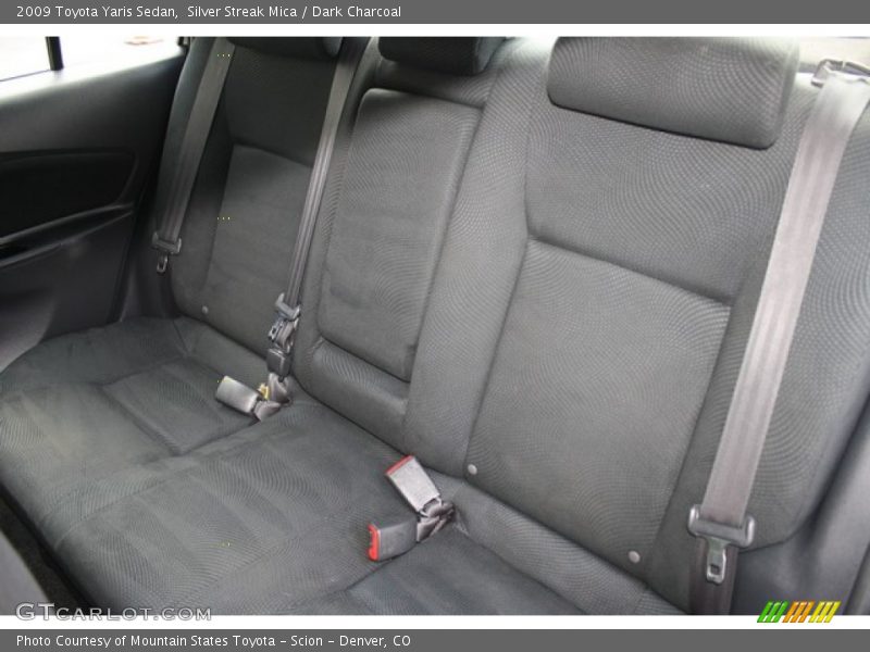 Silver Streak Mica / Dark Charcoal 2009 Toyota Yaris Sedan