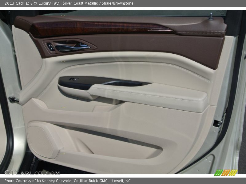 Silver Coast Metallic / Shale/Brownstone 2013 Cadillac SRX Luxury FWD