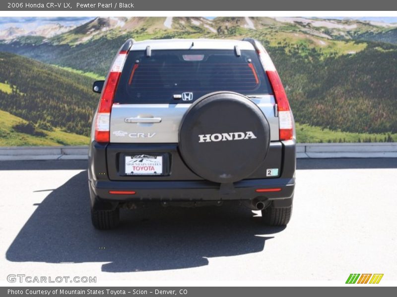 Pewter Pearl / Black 2006 Honda CR-V LX