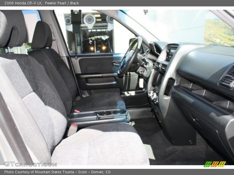 Pewter Pearl / Black 2006 Honda CR-V LX