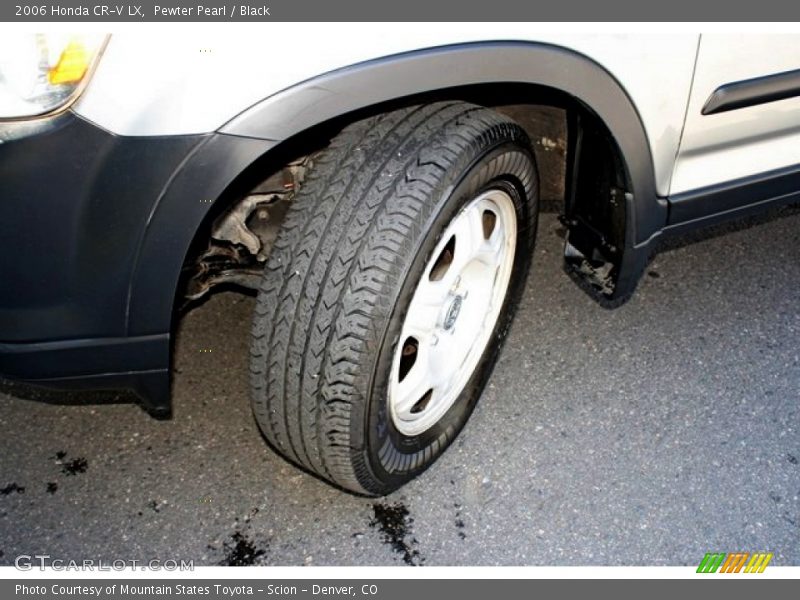 Pewter Pearl / Black 2006 Honda CR-V LX