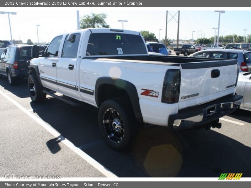 Summit White / Graphite 2002 Chevrolet Silverado 2500 LS Crew Cab 4x4