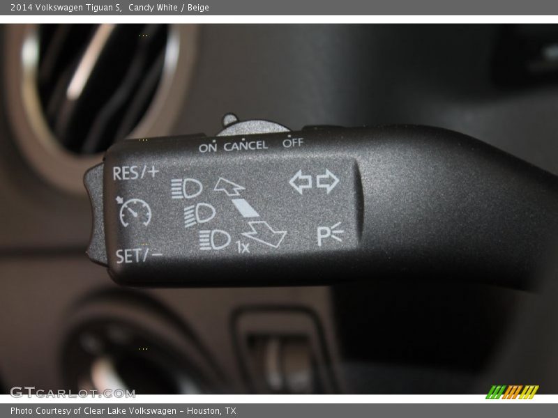 Candy White / Beige 2014 Volkswagen Tiguan S