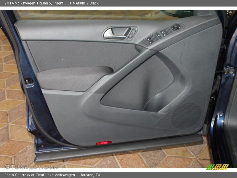 Night Blue Metallic / Black 2014 Volkswagen Tiguan S