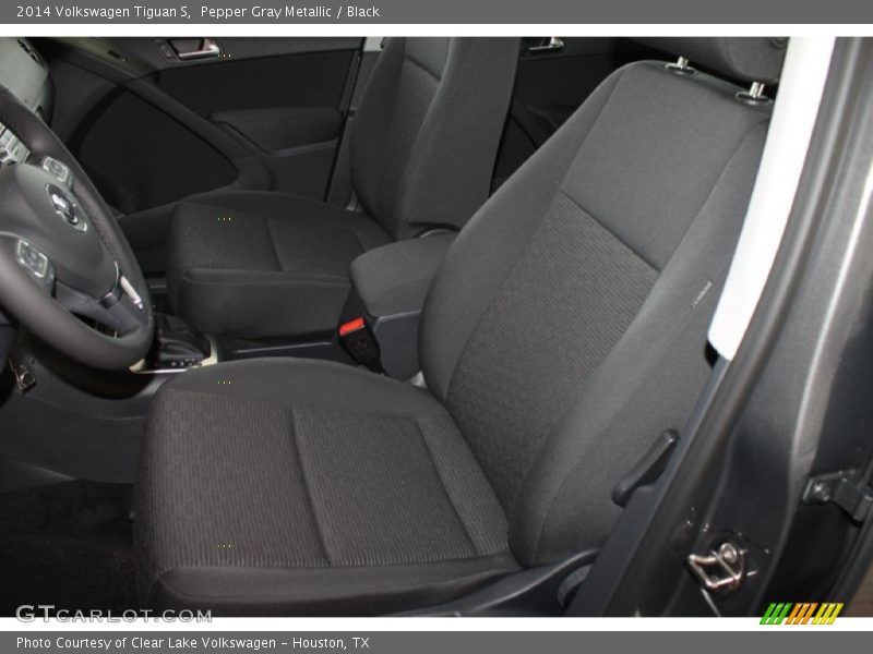 Front Seat of 2014 Tiguan S