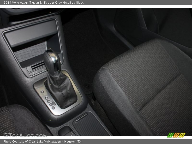 Pepper Gray Metallic / Black 2014 Volkswagen Tiguan S