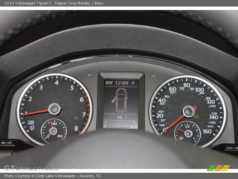  2014 Tiguan S S Gauges
