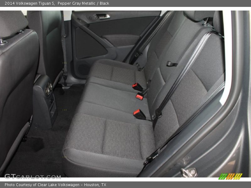 Rear Seat of 2014 Tiguan S