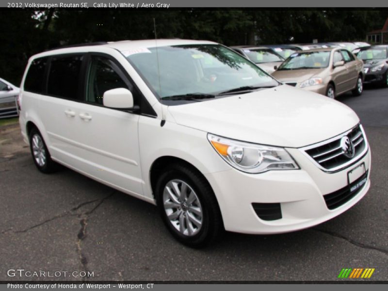 Calla Lily White / Aero Gray 2012 Volkswagen Routan SE