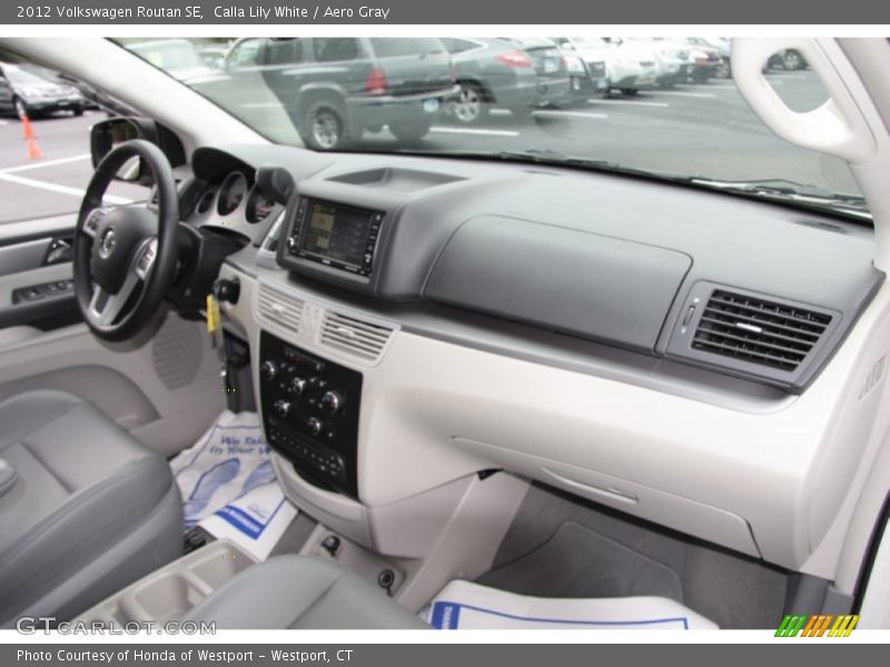 Calla Lily White / Aero Gray 2012 Volkswagen Routan SE