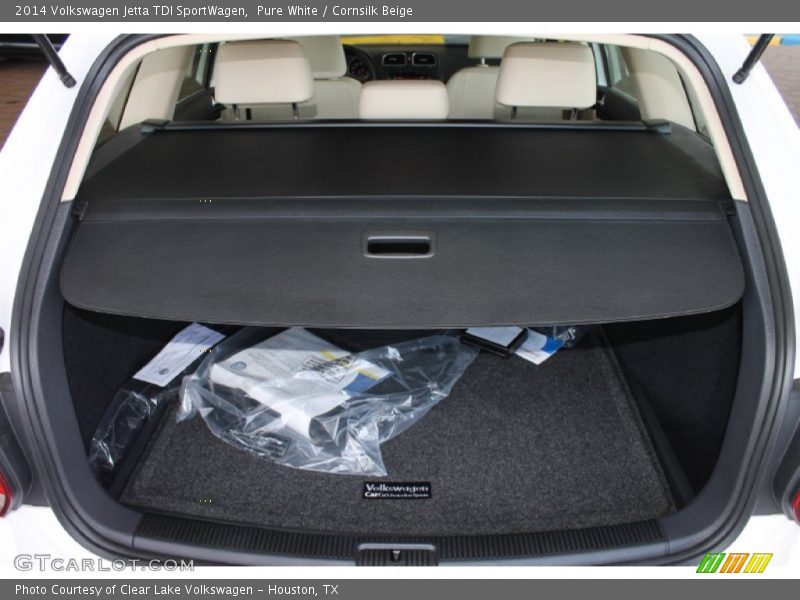 Pure White / Cornsilk Beige 2014 Volkswagen Jetta TDI SportWagen