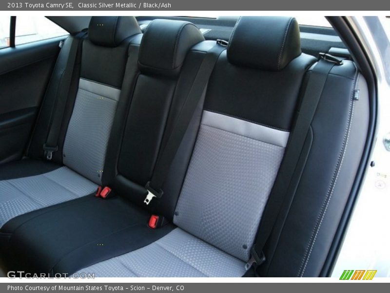 Classic Silver Metallic / Black/Ash 2013 Toyota Camry SE