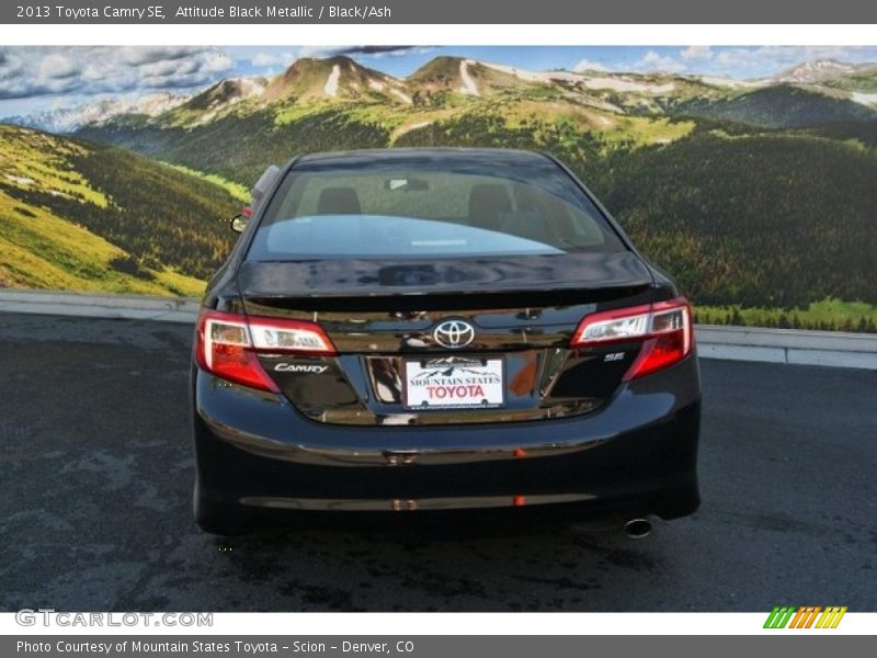 Attitude Black Metallic / Black/Ash 2013 Toyota Camry SE