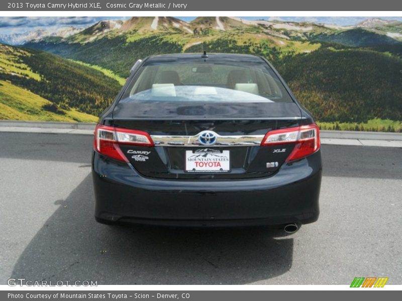 Cosmic Gray Metallic / Ivory 2013 Toyota Camry Hybrid XLE