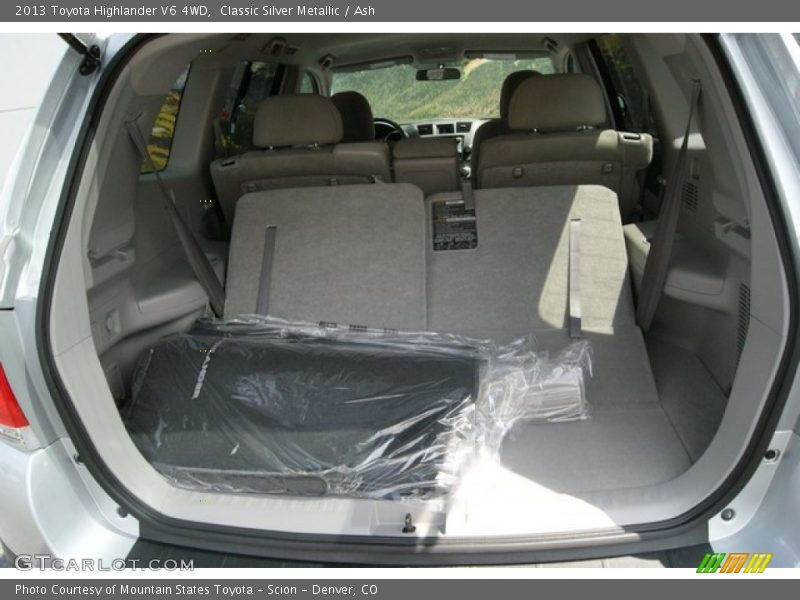 Classic Silver Metallic / Ash 2013 Toyota Highlander V6 4WD