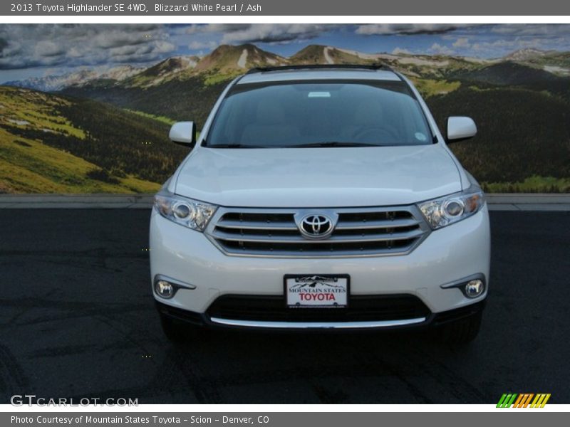 Blizzard White Pearl / Ash 2013 Toyota Highlander SE 4WD