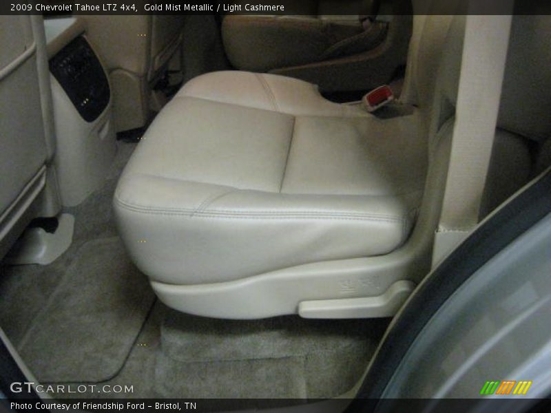 Gold Mist Metallic / Light Cashmere 2009 Chevrolet Tahoe LTZ 4x4