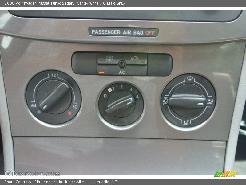 Candy White / Classic Gray 2008 Volkswagen Passat Turbo Sedan