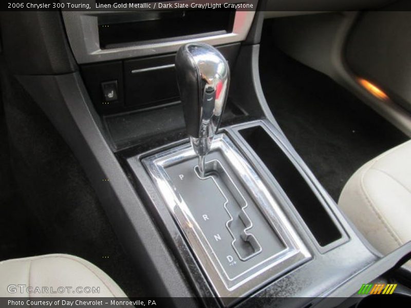 Linen Gold Metallic / Dark Slate Gray/Light Graystone 2006 Chrysler 300 Touring