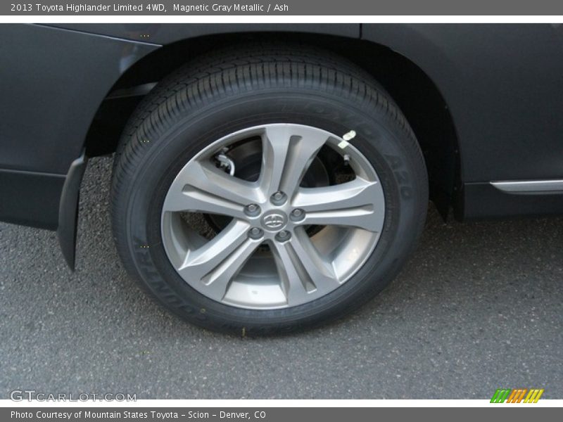 Magnetic Gray Metallic / Ash 2013 Toyota Highlander Limited 4WD