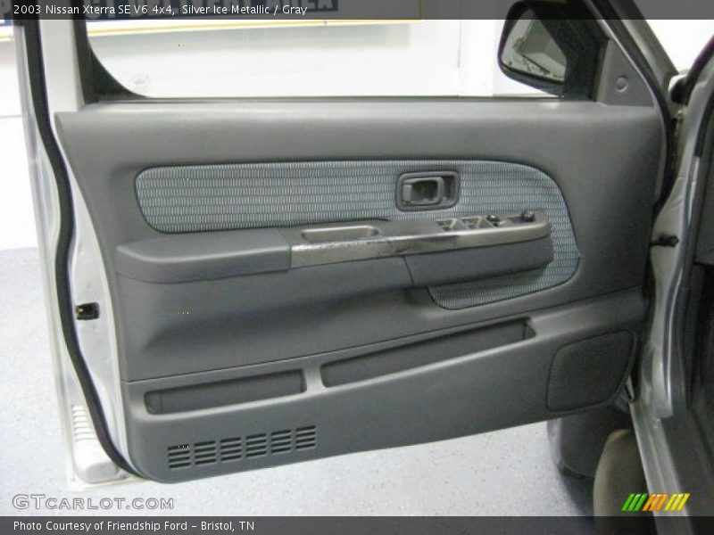 Silver Ice Metallic / Gray 2003 Nissan Xterra SE V6 4x4