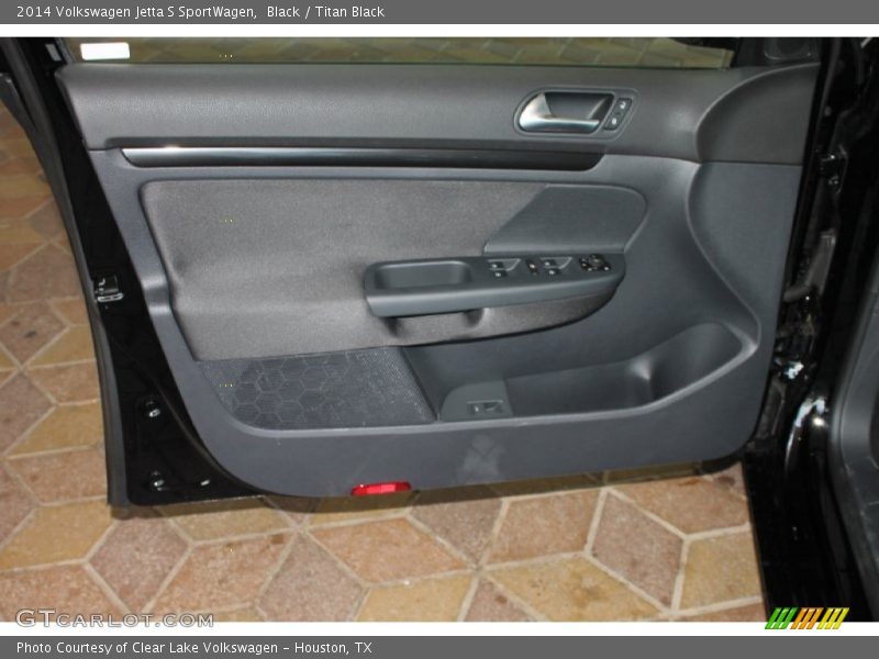 Door Panel of 2014 Jetta S SportWagen