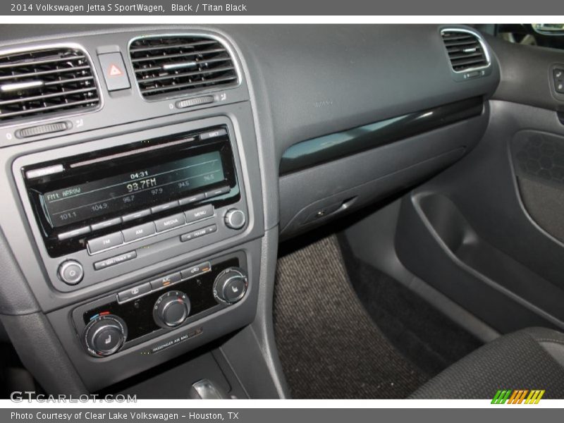 Black / Titan Black 2014 Volkswagen Jetta S SportWagen