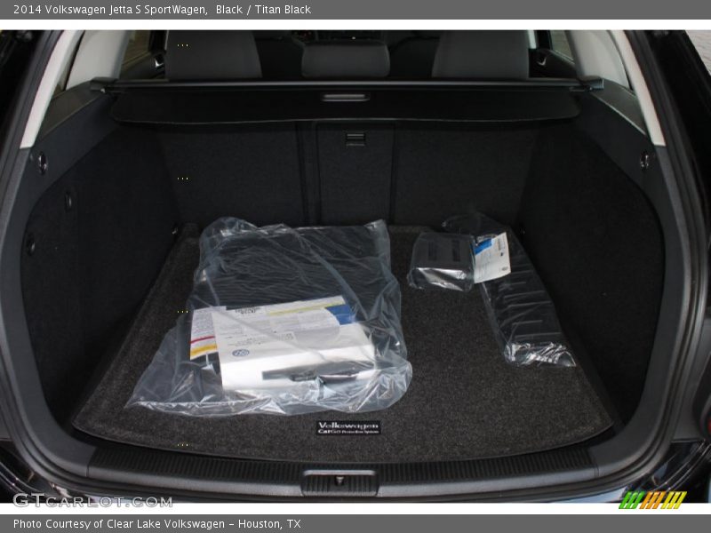 Black / Titan Black 2014 Volkswagen Jetta S SportWagen