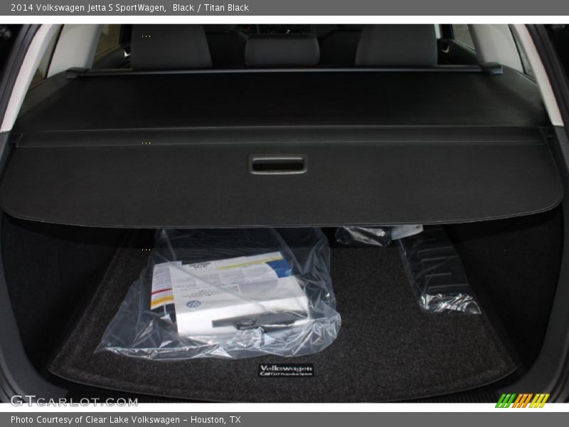 Black / Titan Black 2014 Volkswagen Jetta S SportWagen