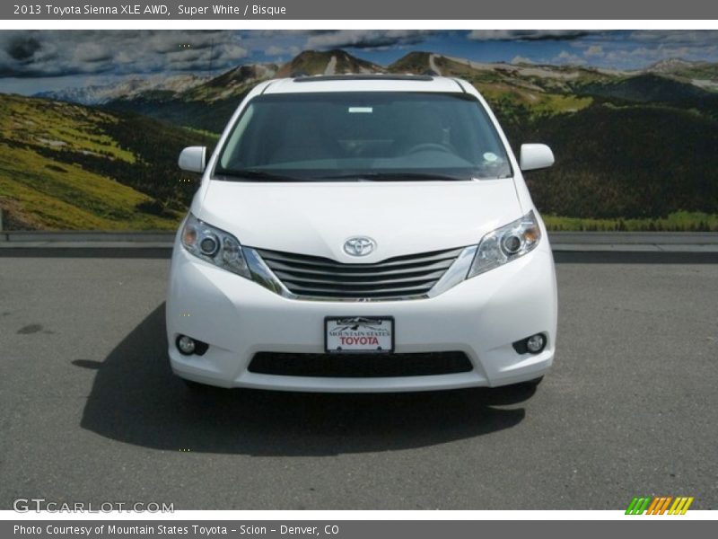 Super White / Bisque 2013 Toyota Sienna XLE AWD
