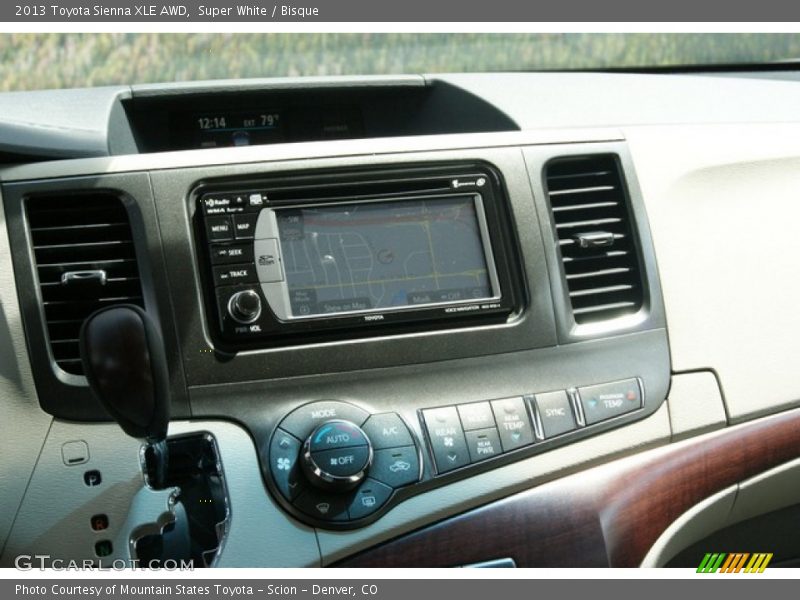 Super White / Bisque 2013 Toyota Sienna XLE AWD