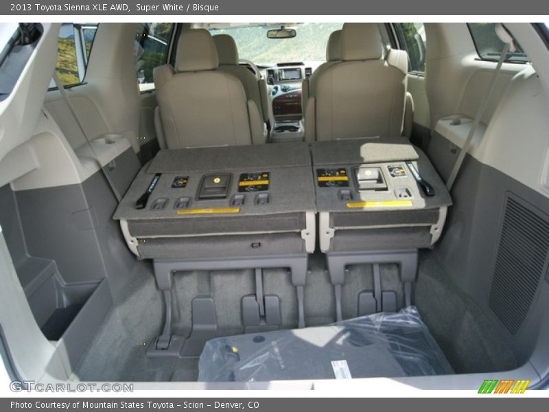 Super White / Bisque 2013 Toyota Sienna XLE AWD