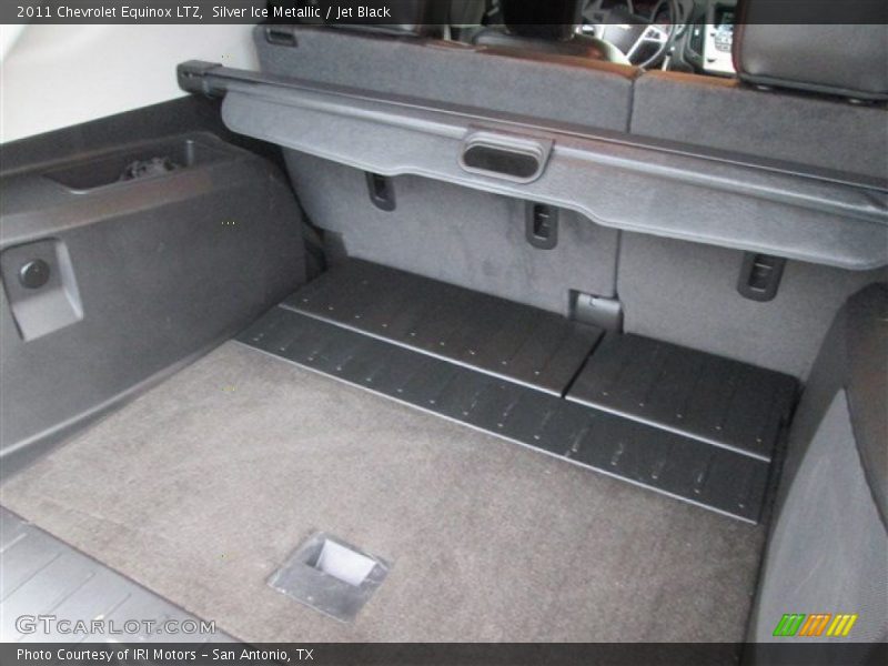 Silver Ice Metallic / Jet Black 2011 Chevrolet Equinox LTZ