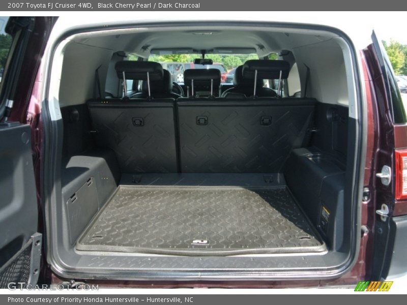 Black Cherry Pearl / Dark Charcoal 2007 Toyota FJ Cruiser 4WD