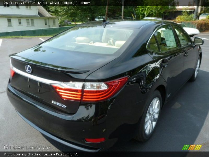 Obsidian Black / Parchment 2013 Lexus ES 300h Hybrid