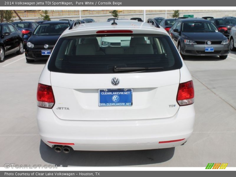 Pure White / Cornsilk Beige 2014 Volkswagen Jetta TDI SportWagen