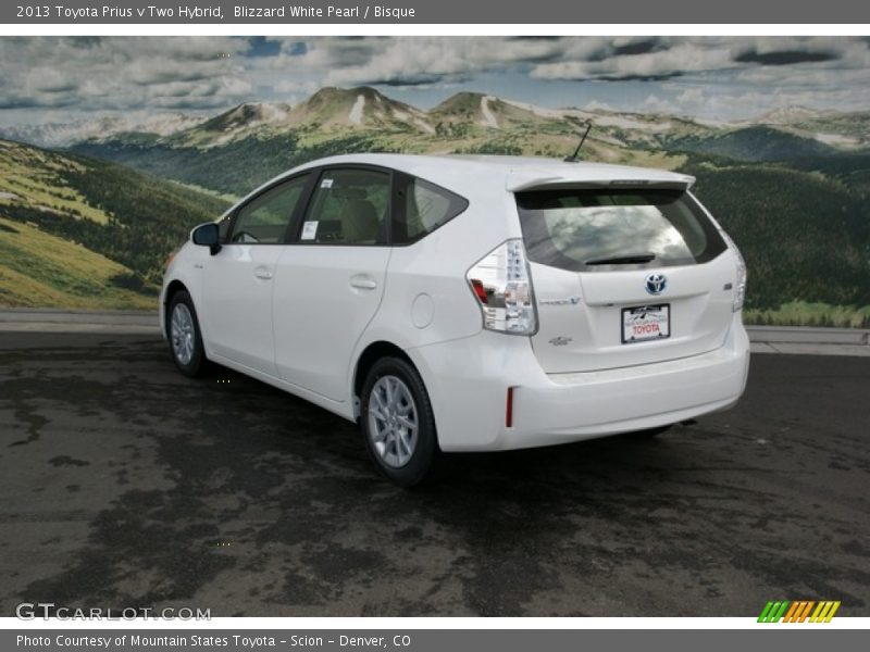 Blizzard White Pearl / Bisque 2013 Toyota Prius v Two Hybrid