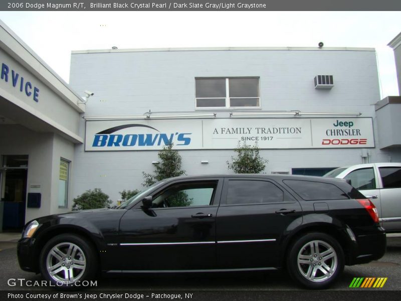 Brilliant Black Crystal Pearl / Dark Slate Gray/Light Graystone 2006 Dodge Magnum R/T