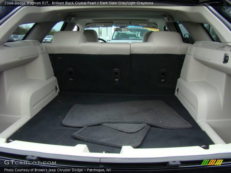 Brilliant Black Crystal Pearl / Dark Slate Gray/Light Graystone 2006 Dodge Magnum R/T