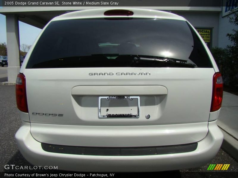 Stone White / Medium Slate Gray 2005 Dodge Grand Caravan SE
